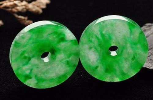 如何鉴别注胶翡翠 注胶翡翠的鉴别方法