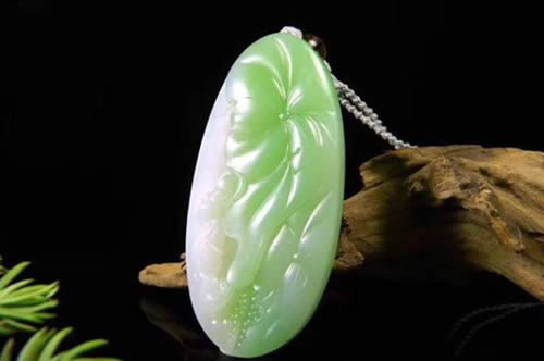 翡翠和和田玉哪个好？