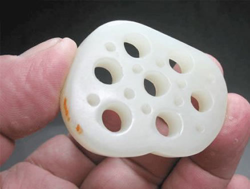 什么是羊脂玉？怎么分辨真假？和白玉的区别有哪些