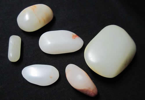 什么是羊脂玉？怎么分辨真假？和白玉的区别有哪些