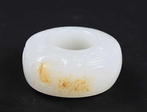 如何鉴定羊脂玉真假 羊脂玉的特征特点有什么