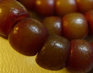 白玉菩提根手串盘玩方法 附带效果图 白玉菩提根手串盘玩方法 附带效果图