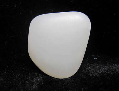 羊脂白玉与和田白玉有区别和差别