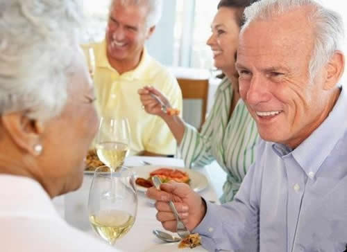 15个征兆表明老人阳寿将尽的诡异前兆，身体表现，五官变化